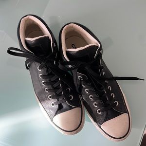 Men’s black Converse high top sneakers